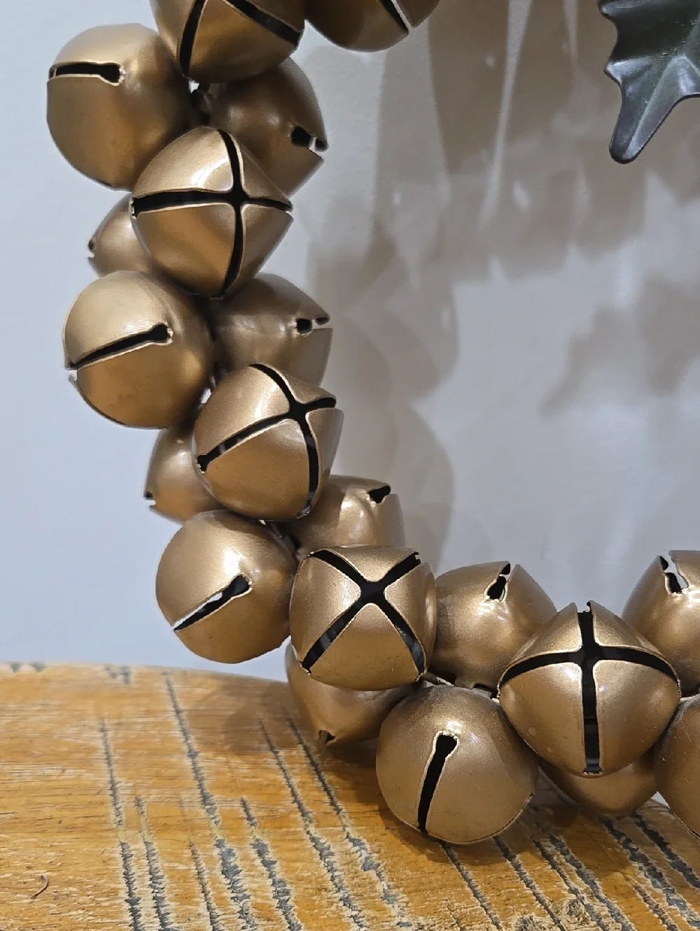 Vintage Christmas Jingle Bell Metal Hanging Wreath